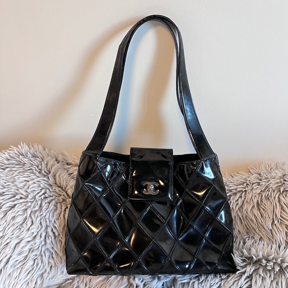 CHANEL Handbags - Chanel Vintage Black Patent Matelasse Shoulder Bag